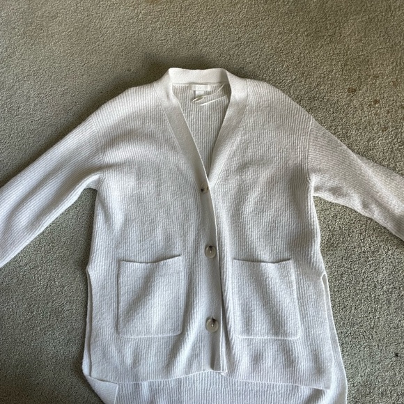 H&M White Sweater Button-Up Cardigan - Picture 1 of 3